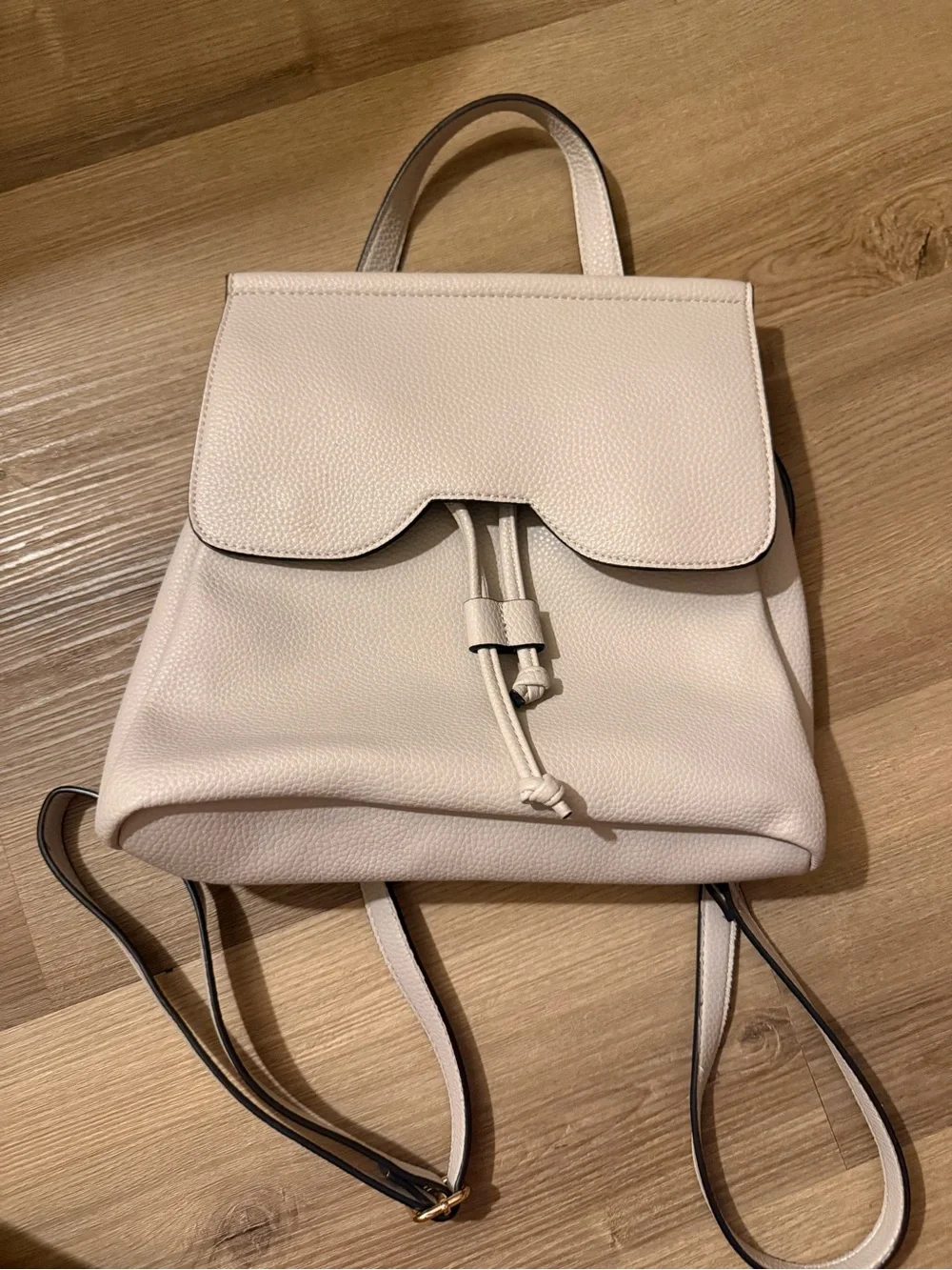 Women’s Cream Leather Backpack Handbag